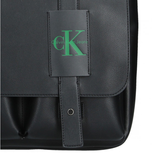Pánska taška cez rameno Calvin Klein Quido - čierna
