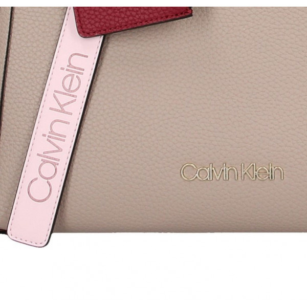 Dámska kabelka Calvin Klein Tamba - béžovo-hnedá