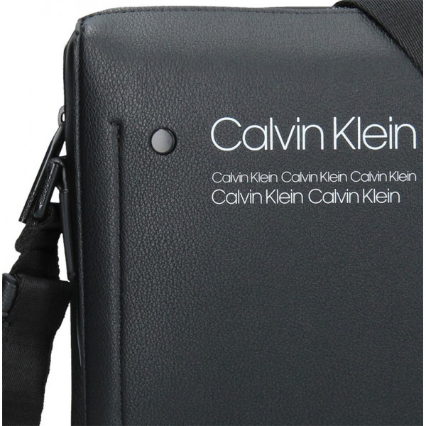 Pánska taška cez rameno Calvin Klein Pedro - čierna