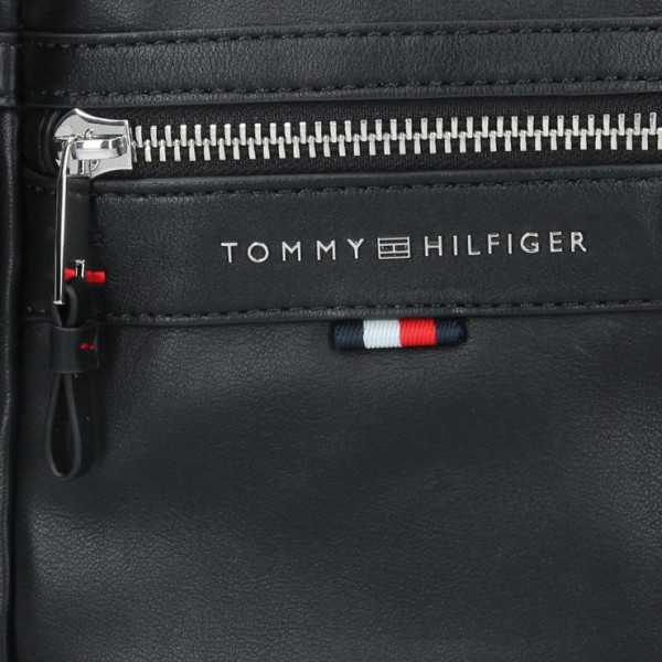 Pánska taška cez rameno Tommy Hilfiger Pablo - čierna