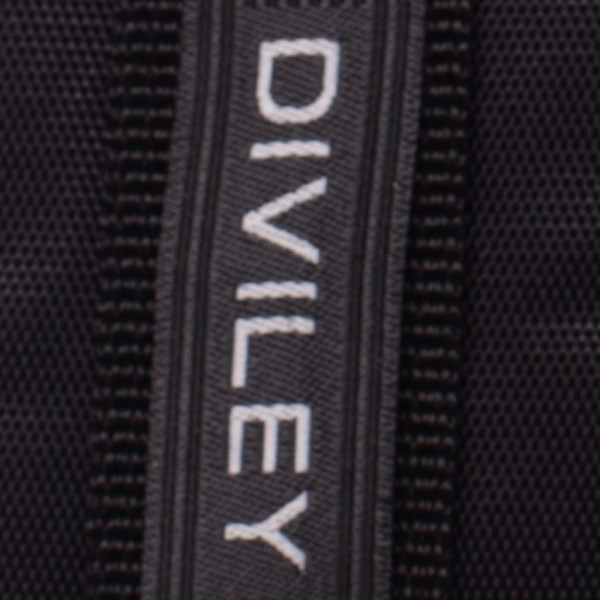Čierny moderný batoh Diviley Pierre